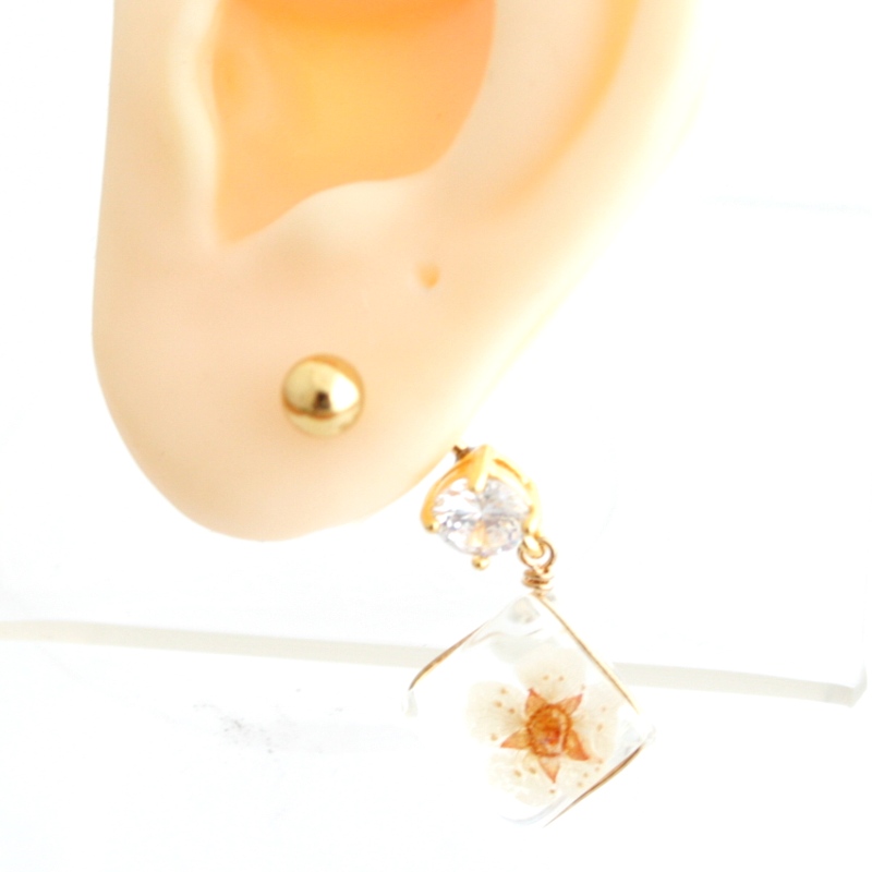画像: 花のラメバナナ 耳兼用ボディピアス ヘソピアス 耳ピアス 選べるゲージサイズ